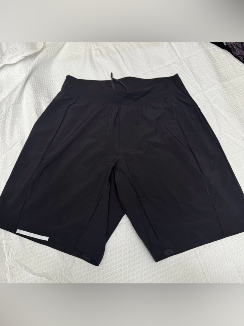Lululemon Men’s Black 9” Short - Small. - S 01